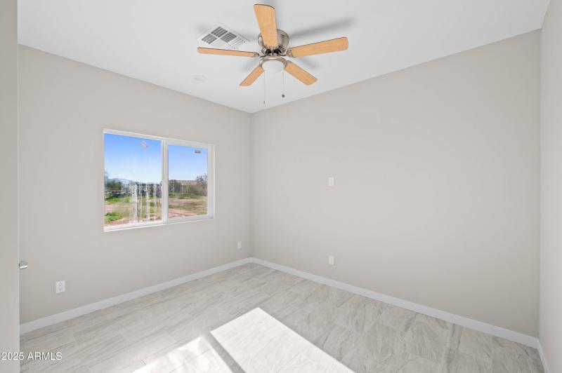 31912 S Bush St Wittman AZ 85361-3 - Cop