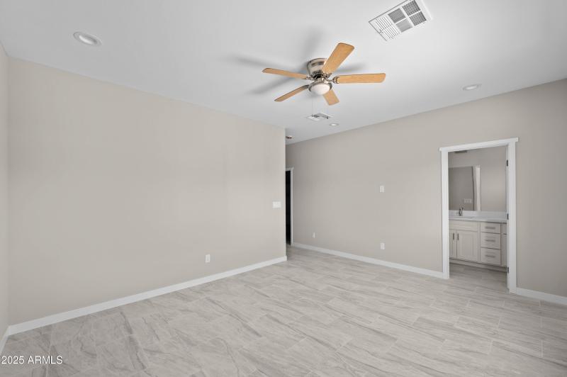 31912 S Bush St Wittman AZ 85361-9