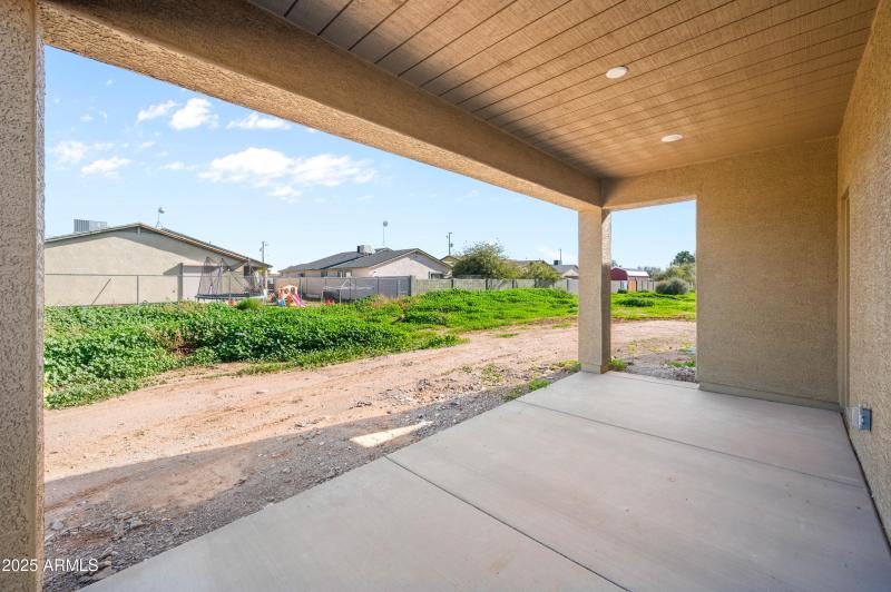 31912 S Bush St Wittman AZ 85361-29 - Co