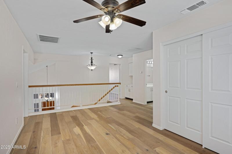 4237 E Rockledge Rd-25