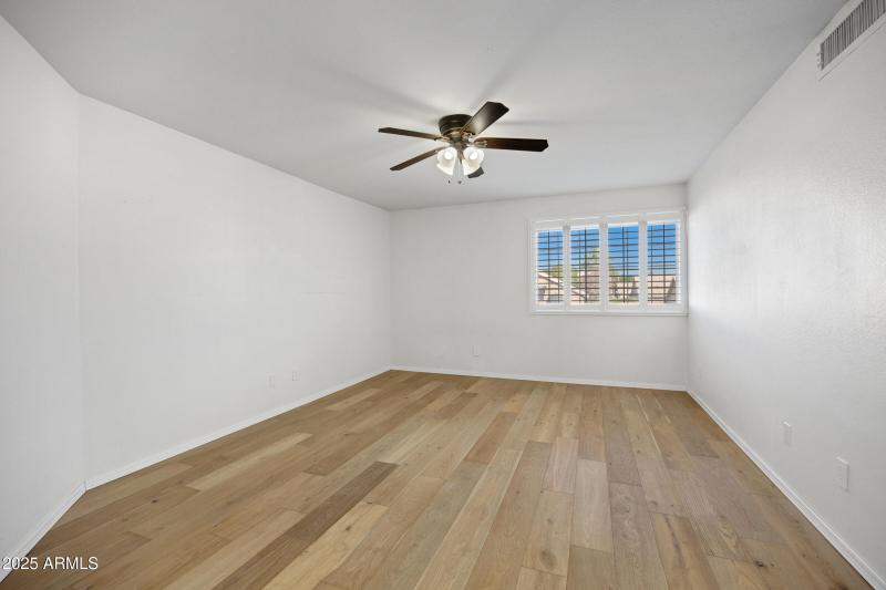 4237 E Rockledge Rd-30