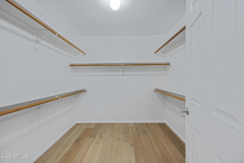 4237 E Rockledge Rd-34