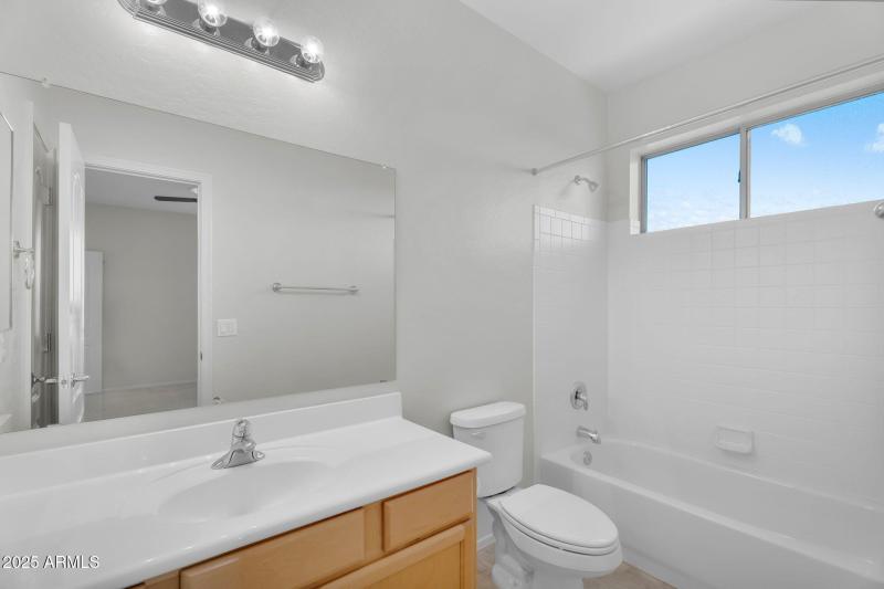 38-web-or-mls-38-web-or-mls-Sienna-34