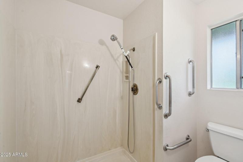 25-web-or-mls-W Omega Dr-S1712-025