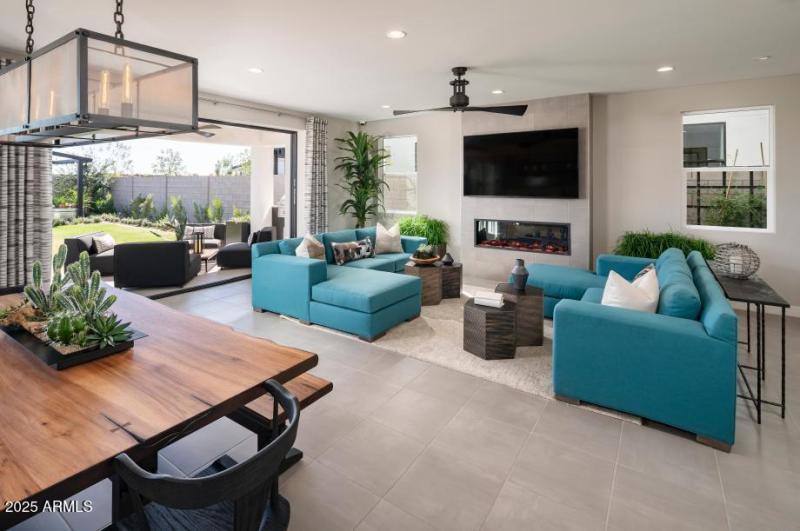 Preserve-at-San-Tan_Laurens_Greatroom_71