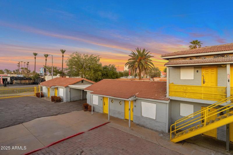 7-web-or-mls-QP-08476