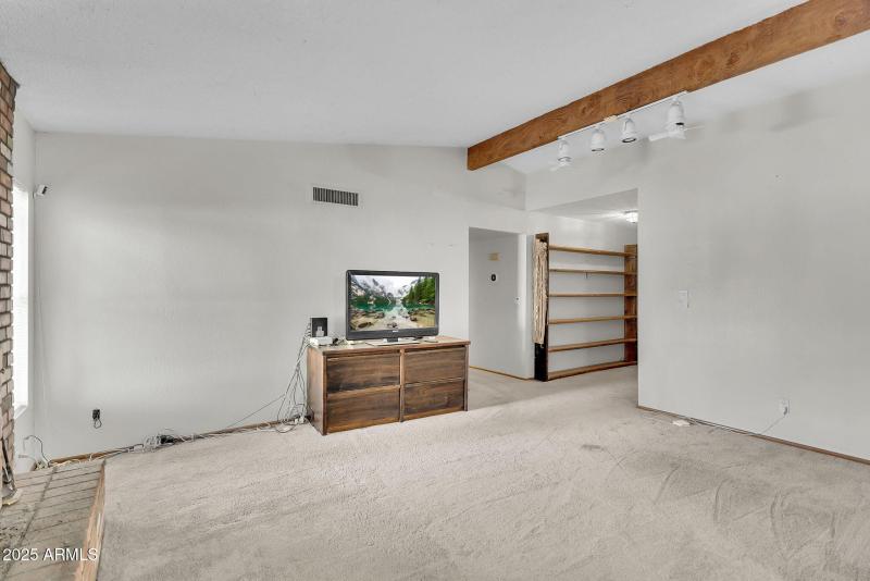 6-web-or-mls-Concho-6