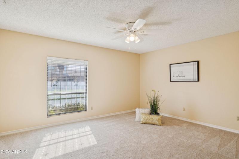 23 - 8418 E Via de Viva