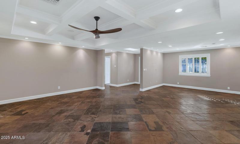 416 W McLellan Blvd-large-016-064-416 W