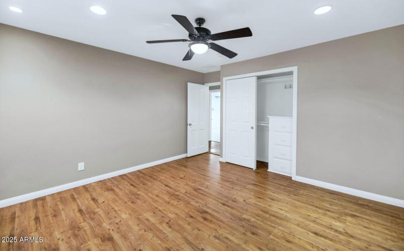 416 W McLellan Blvd-large-036-032-416 W