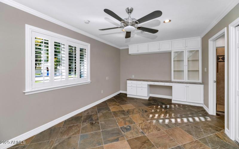 416 W McLellan Blvd-large-039-047-416 W