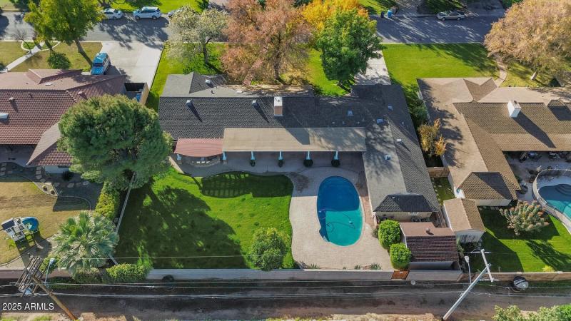 416 W McLellan Blvd-large-055-009-416 W