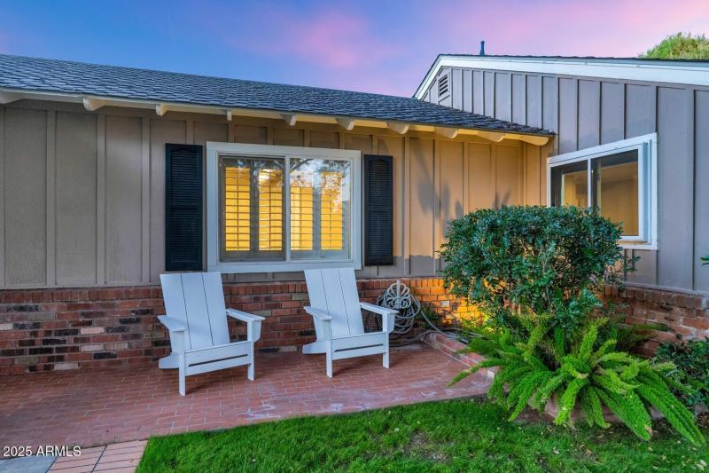 416 W McLellan Blvd-large-005-016-416 W