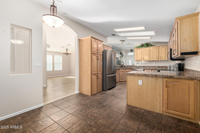 3301 South Goldfield Road 4018