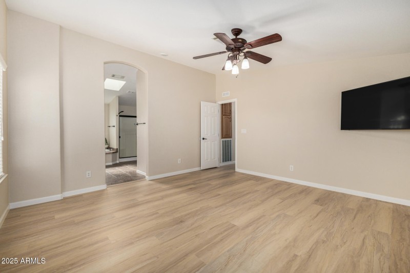 3301 South Goldfield Road 4018