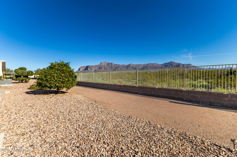 3301 South Goldfield Road 4018