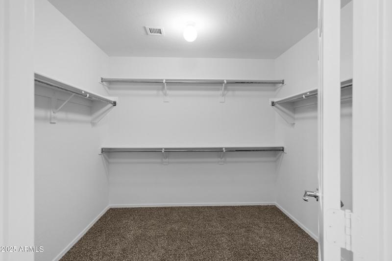 315 E Christopher St-31