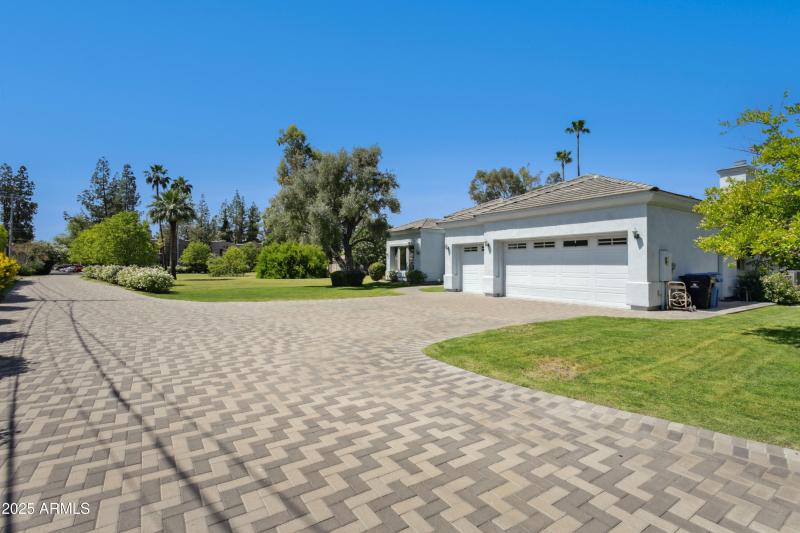 2-print-316-e-bethany-home-rd