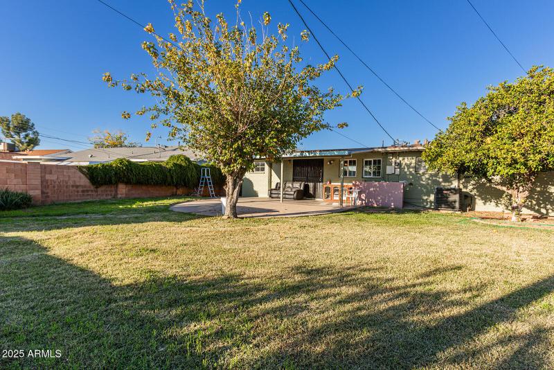 2033 W Palo Verde Dr-30