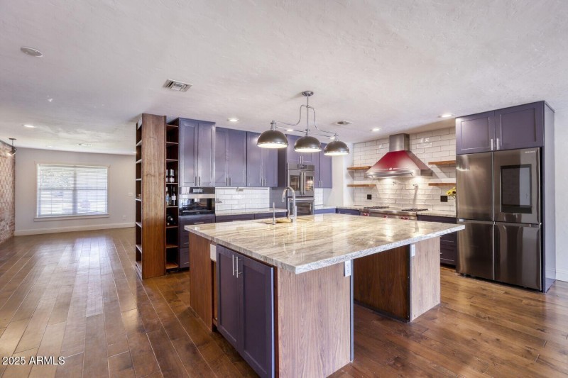 2548 E Turney Ave - Web Quality - 004 -