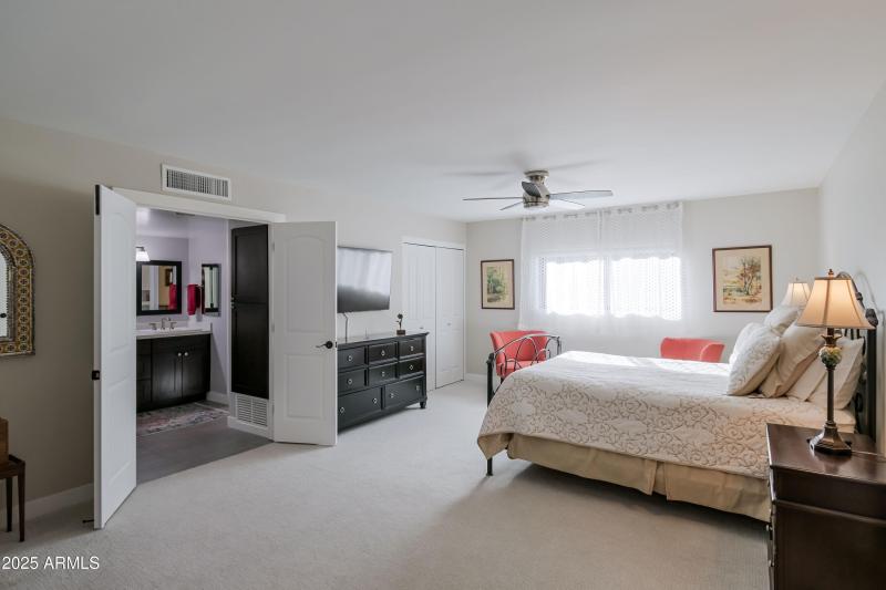 PrimaryBedroom/doors to bathroom