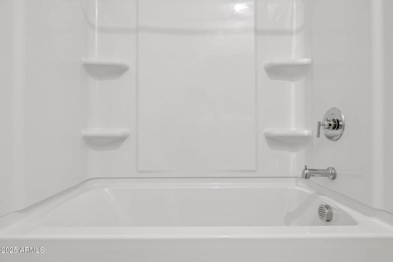 26-web-or-mls-23980-w-pima-st