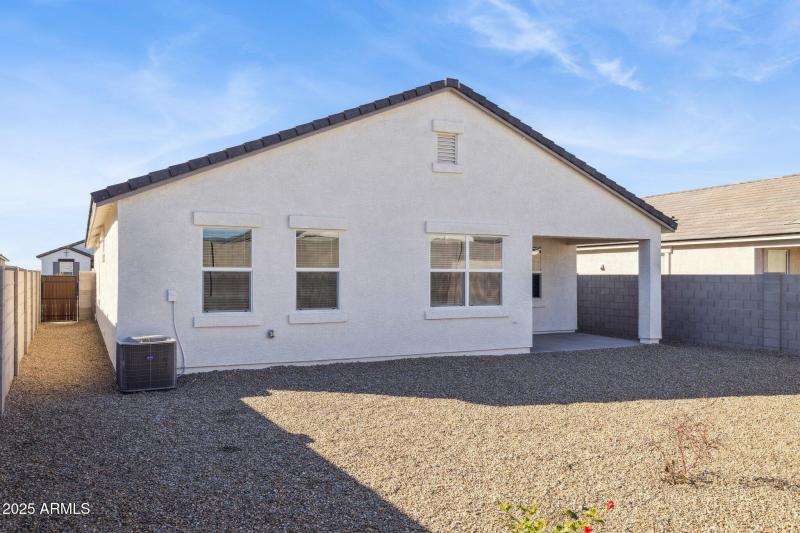 30-web-or-mls-23980-w-pima-st