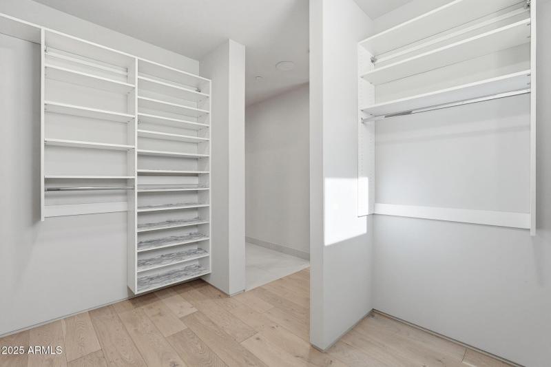 025_Primary Walkin Closet