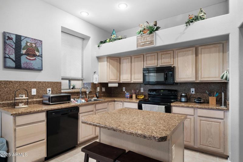 007__3918 E San Pedro Ave