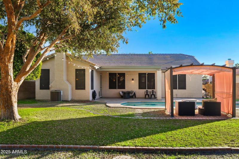 018__3918 E San Pedro Ave