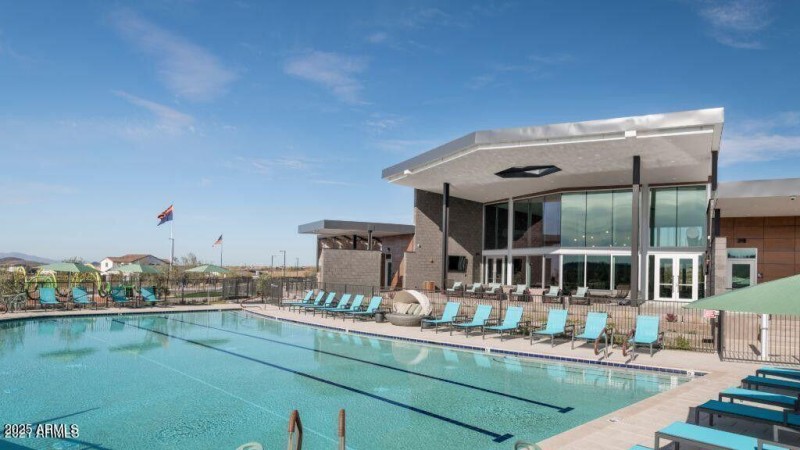 MYSTIC Pool Community