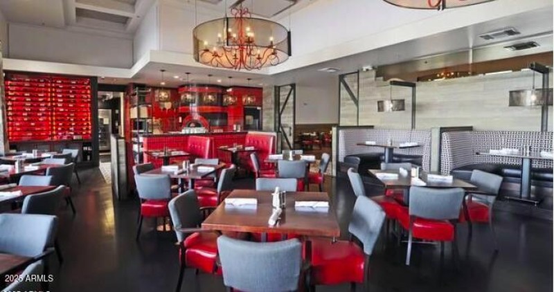 Stone and Barrel Restaurant