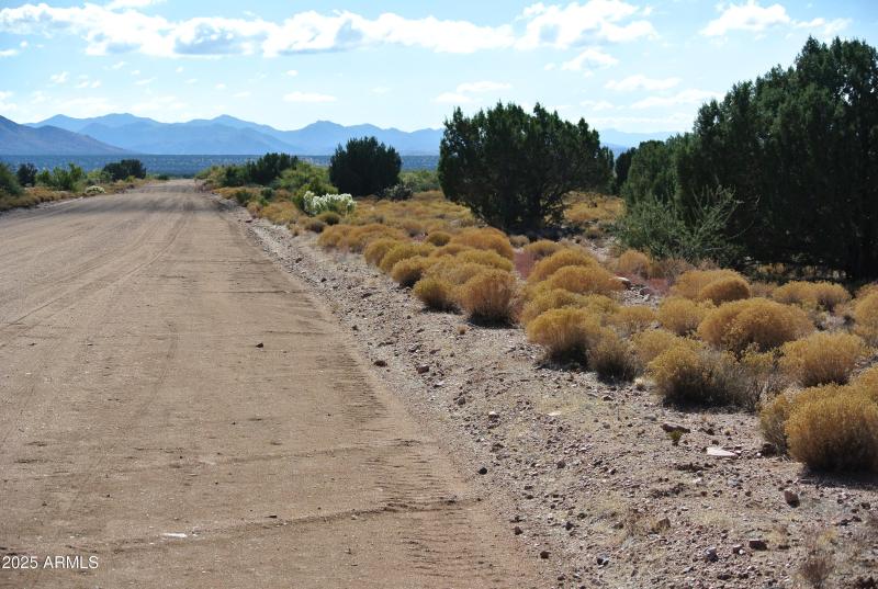 8) 66208-6944690a04604