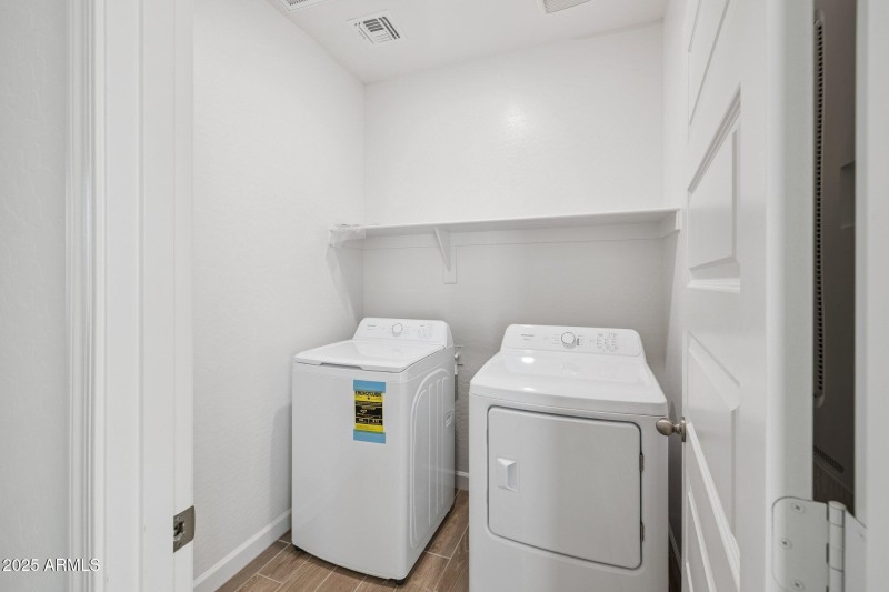 22-web-or-mls-24213-w-southgate-ave