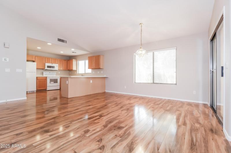 1021559.14960 N 134TH LN - Dining Room