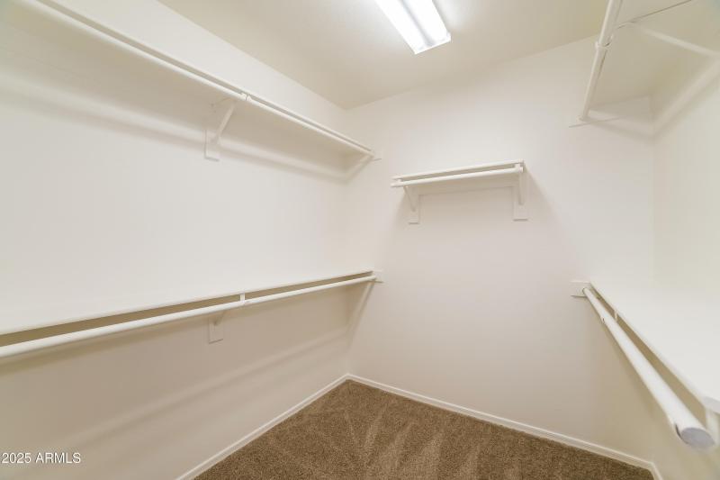 1021559.14960 N 134TH LN - Dressing Room