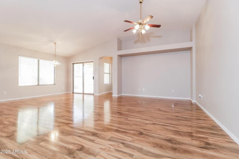 1021559.14960 N 134TH LN - Living Room_1