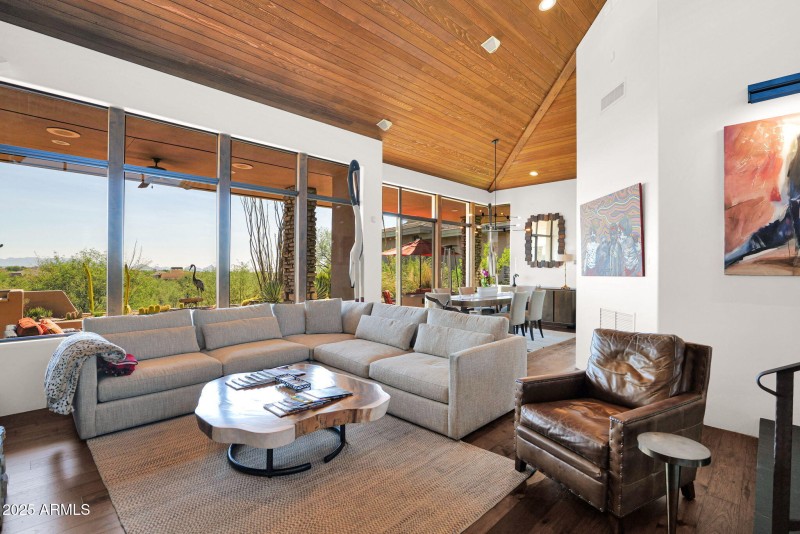 34-web-or-mls-P1349022