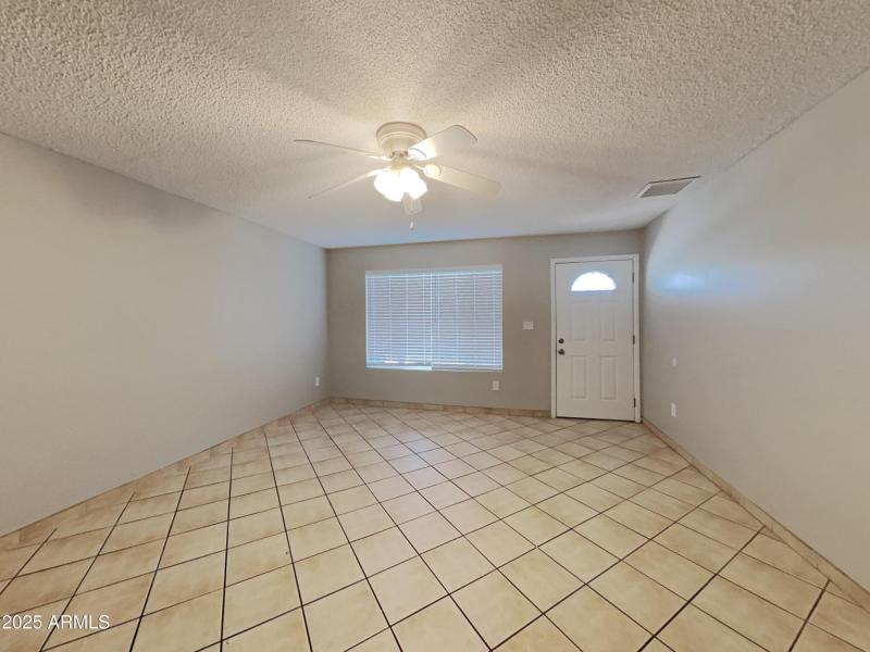 1006355.7251 W Cinnabar Avenue_2