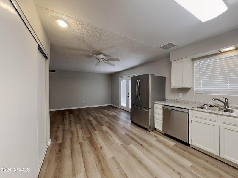 1006355.7251 W Cinnabar Avenue_3