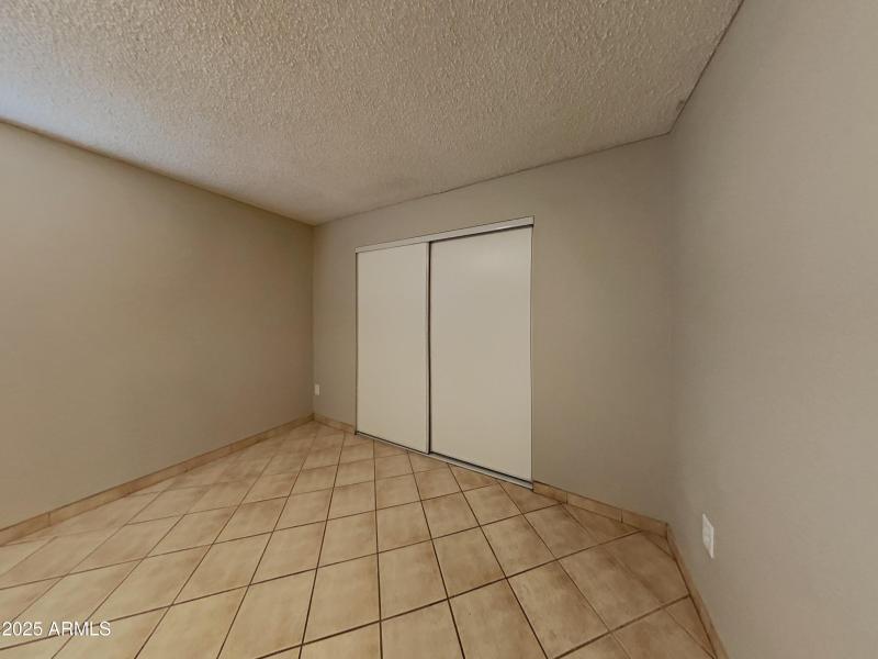 1006355.7251 W Cinnabar Avenue_6