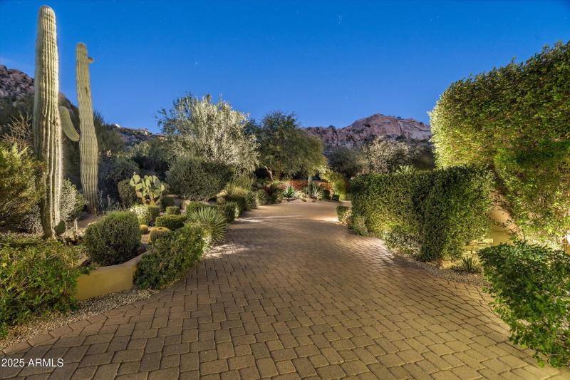 07-27447 N 103rd Way (7 of 77)