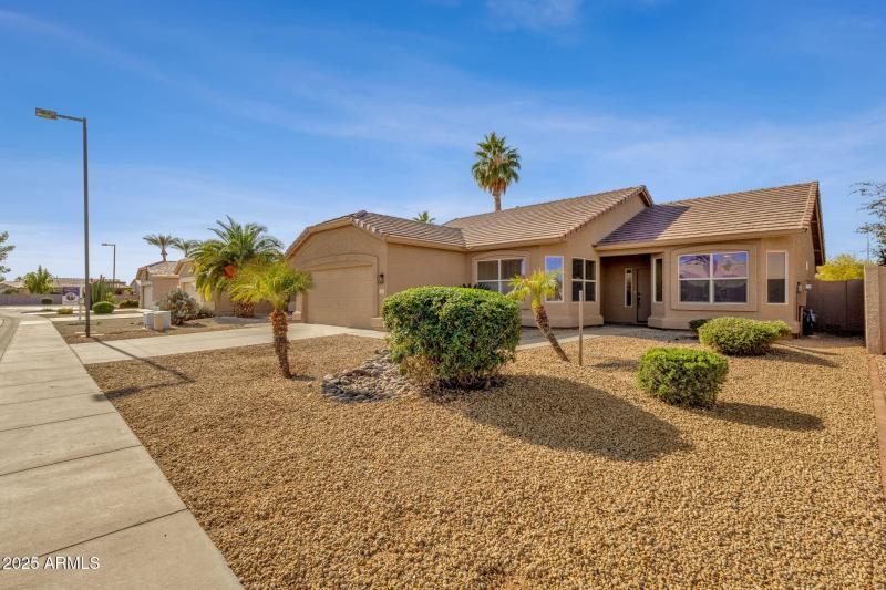 1-web-or-mls-6450-s-springs-pl