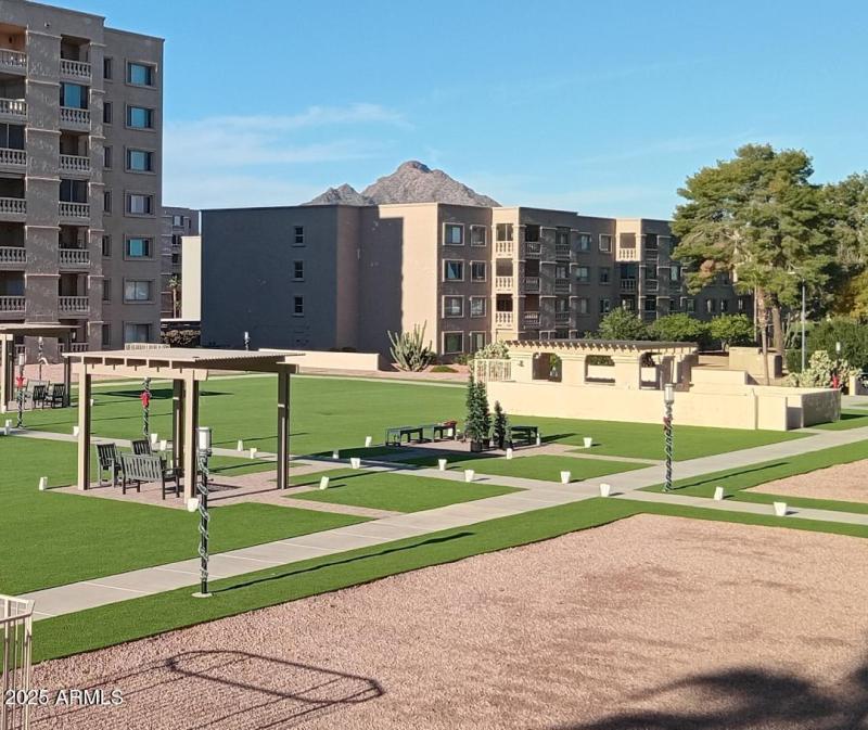 10) 57281-69449b5385c83