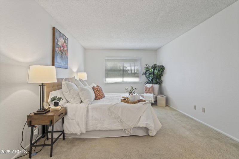 Primary Bedroom Sitting Area