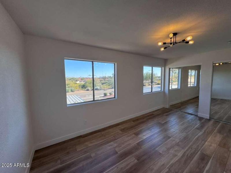 PHOTO-2025-12-19-11-43-49