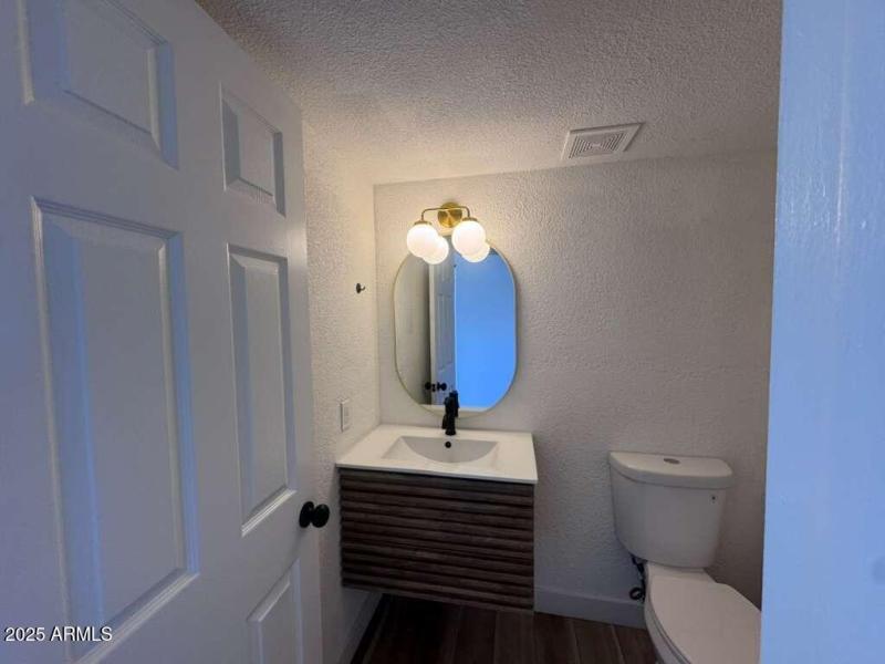 PHOTO-2025-12-19-11-43-58