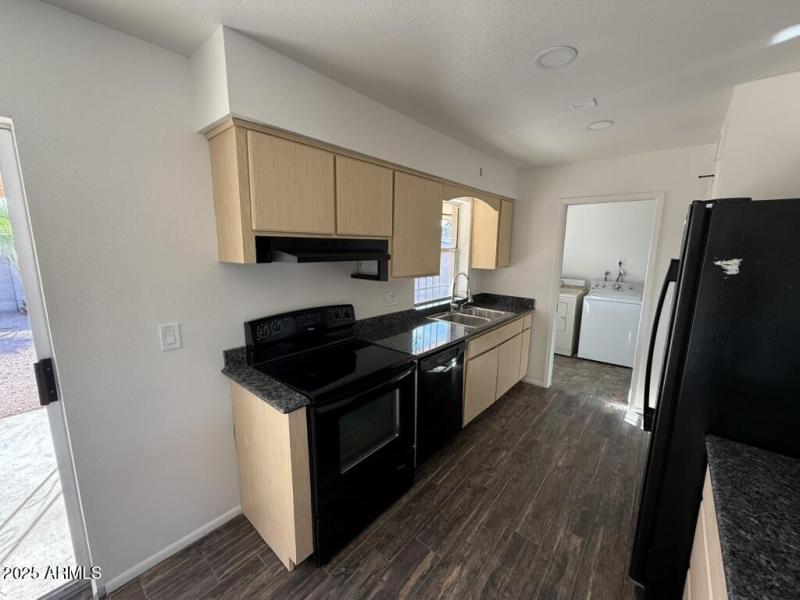 BAE8E204-F044-4288-A9EB-FDFE5DD51ADD_1_1