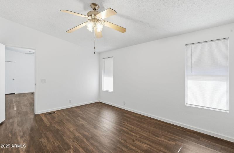 29-web-or-mls-11275 N 99th Ave 119 Peori