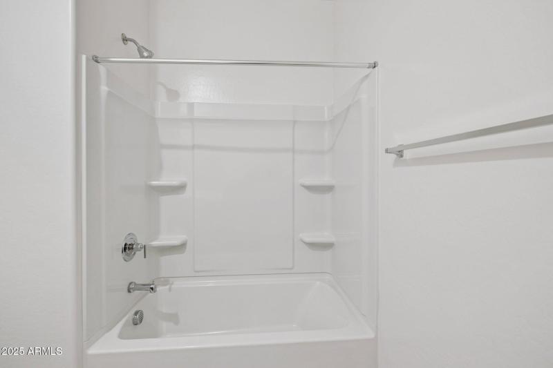 25-web-or-mls-23968-w-pima-st